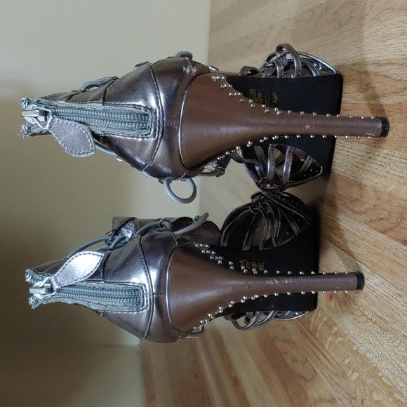 Diva DNA Studded & Laced Up Heels 9M - Picture 8 of 15